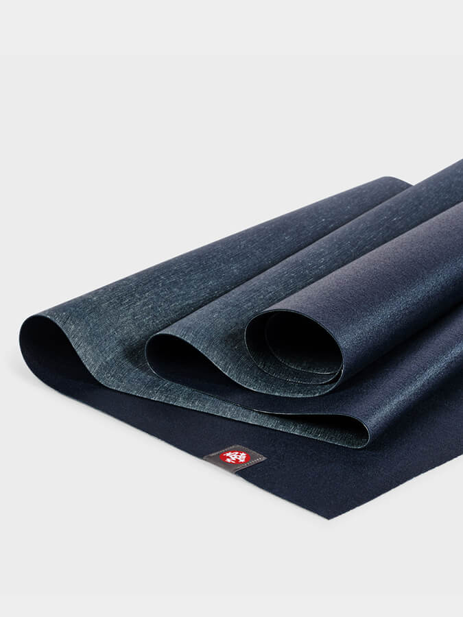 Manduka eKO SuperLite Travel 71" Standard Yoga Mat - Midnight