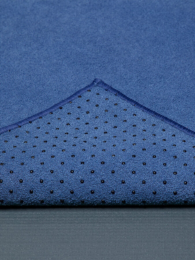 Manduka Yogitoes rSKIDLESS Mat Yoga Towel - Moon