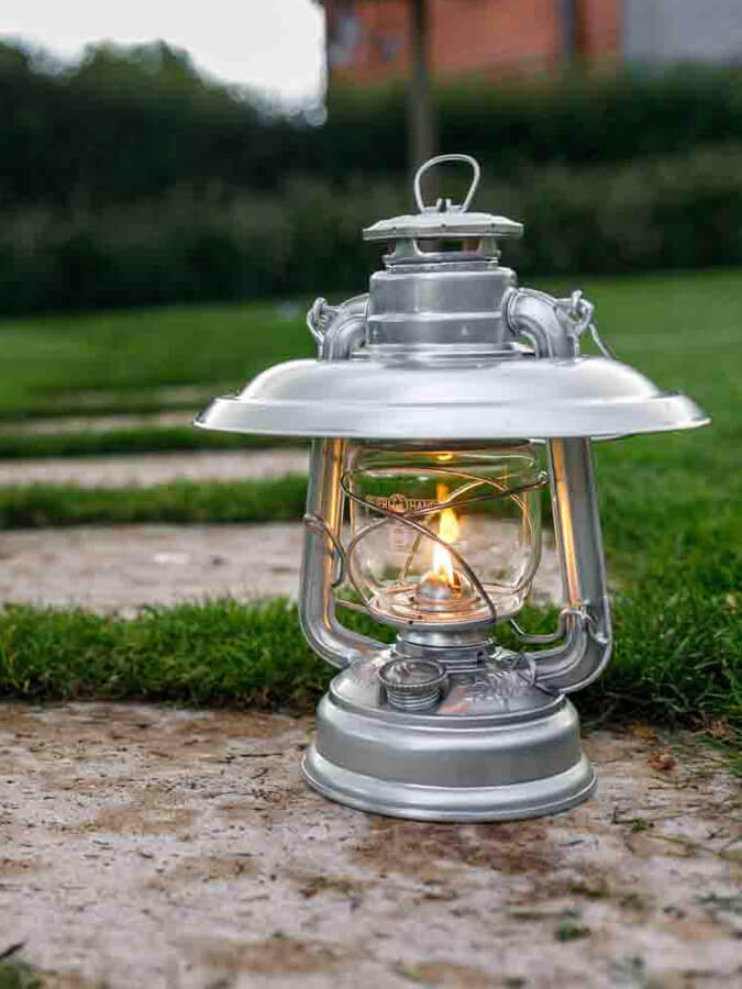 Feuerhand Reflective Shade For Lantern - Zinc Plated